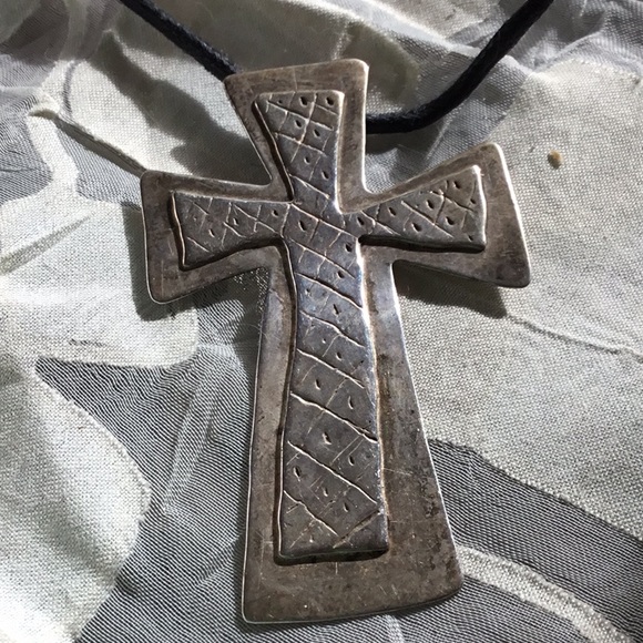 Silver Cross - Picture 3 of 4